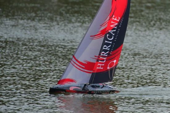 Volantex Racent Hurricane 1M Sail Yacht - Image 4