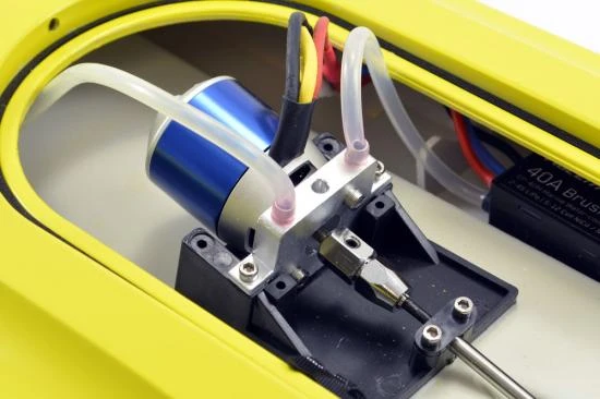 Volantex Racent Atomic 70Cm Eu B/Less Raceboat RTR Combo(Yel) - Image 4